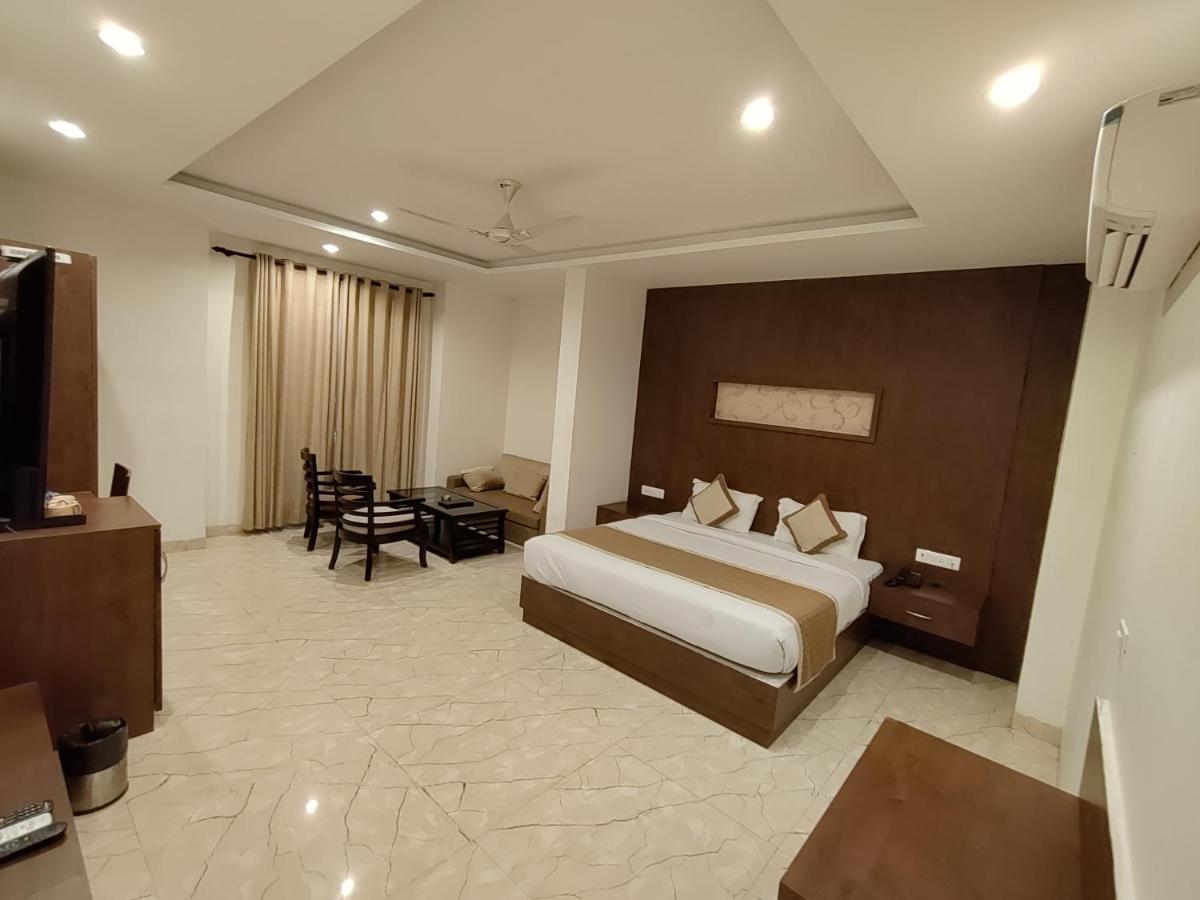 La Savanna By Dl Hotels & Resorts ラムナガル エクステリア 写真